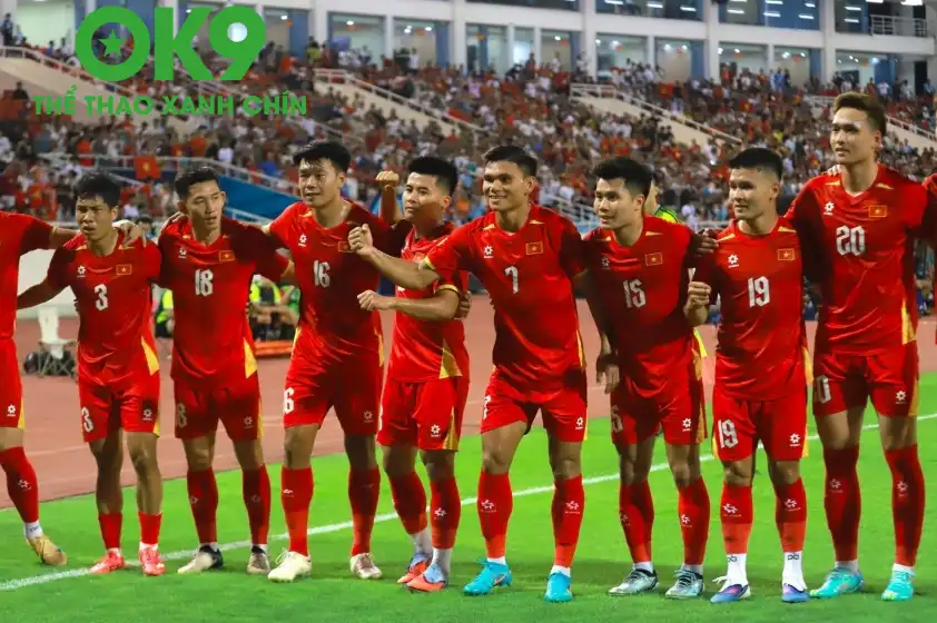 ĐT Việt Nam đang được đánh giá cao hơn Malaysia trước thềm bán kết AFF Cup 2026. ĐT Việt Nam đang được đánh giá cao hơn Malaysia trước thềm bán kết AFF Cup 2026.